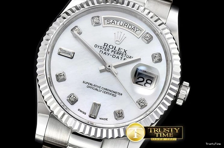 1231 SoftTouch RDD0214A – DayDate 36mm 681